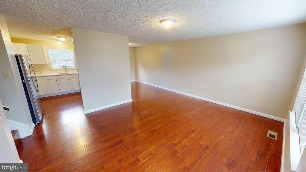 Photo of 1180 BANNISTER CIRCLE