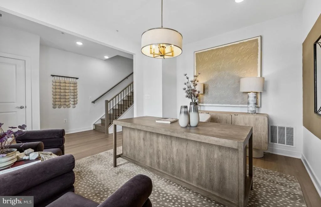 Photo of 722 SHELLBARK LANE