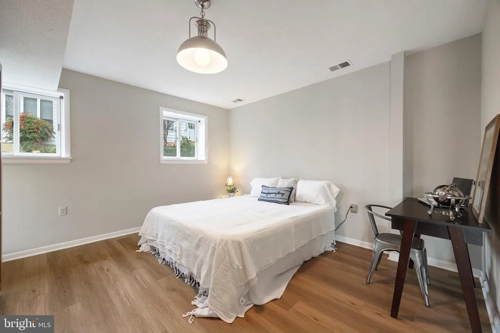 Photo of 1836 BURLEY LANE