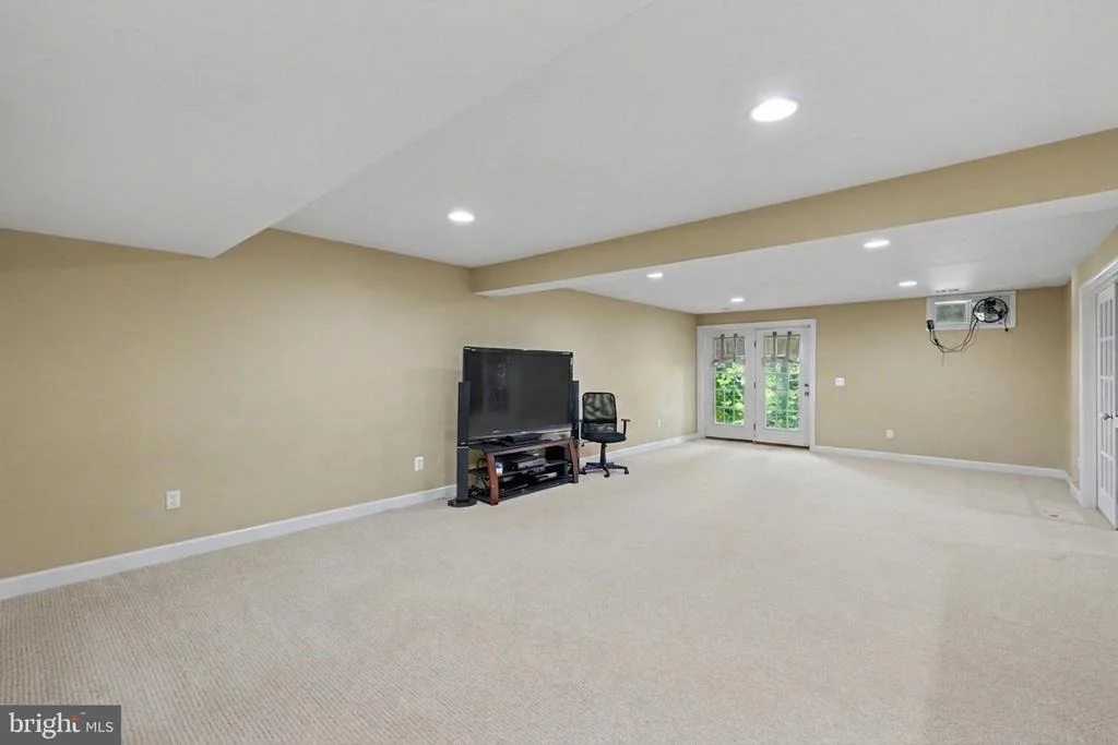 Photo of 7660 HENRY KNOX DRIVE