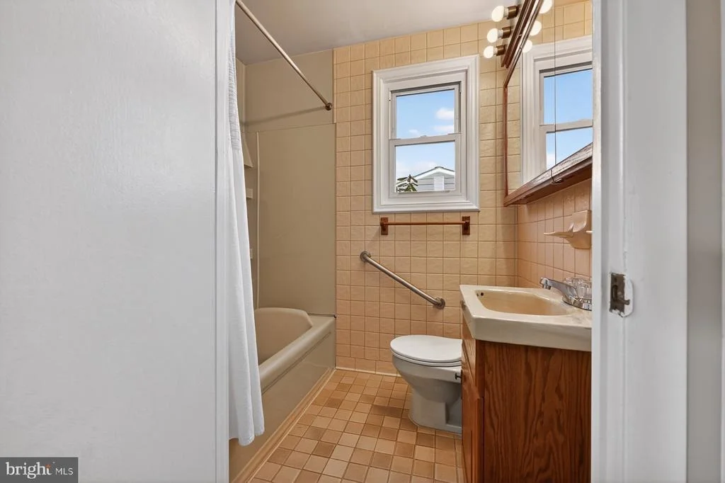 Photo of 804 BENTWILLOW DRIVE
