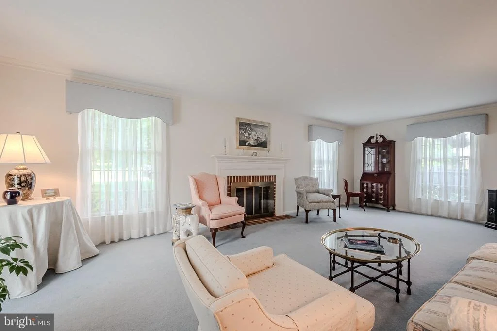 Photo of 49 TENBY CHASE DRIVE