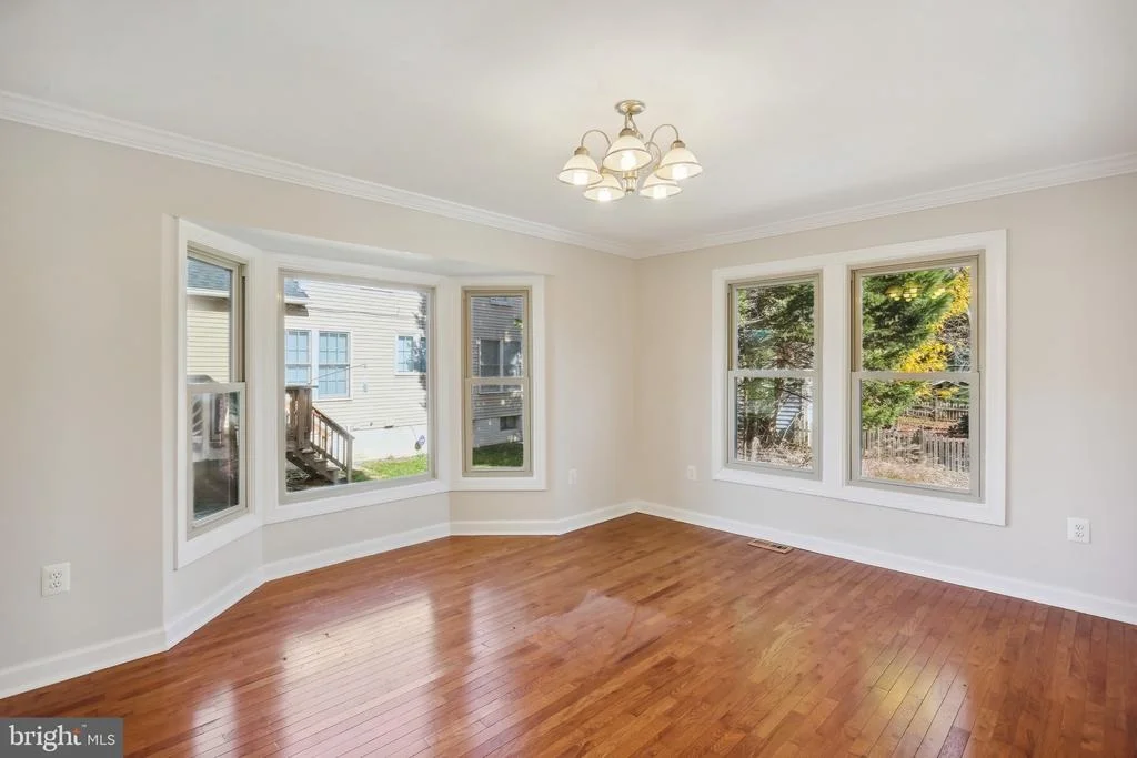 Photo of 5305 KINGSBROOK DRIVE