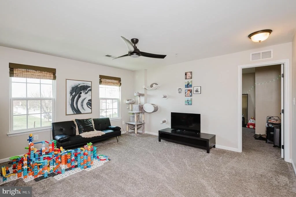 Photo of 744 FALCON LANE