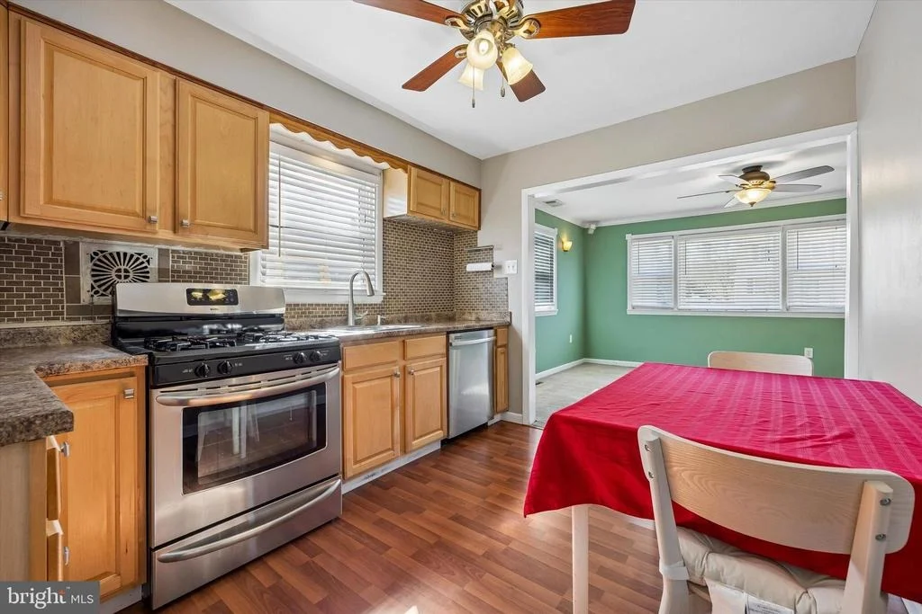 Photo of 463 COLONIAL ROAD