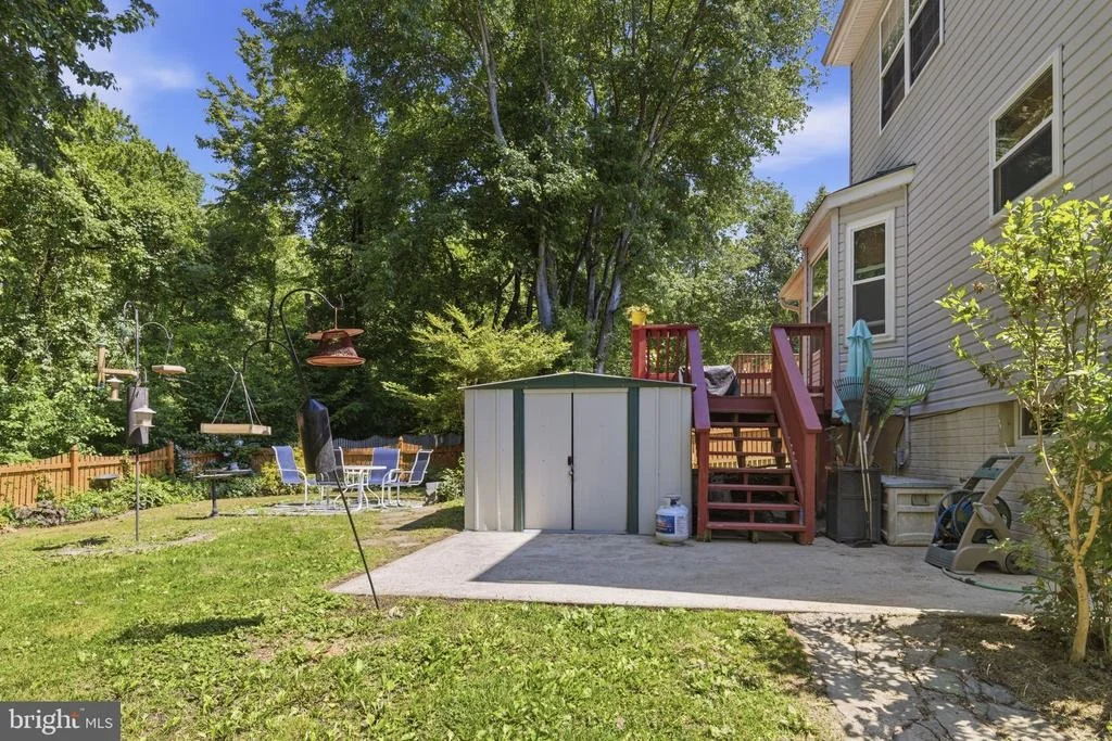 Photo of 736 LUCKY AVENUE