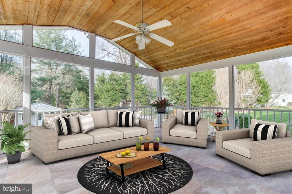 Photo of 12500 PERRYWOOD LANE