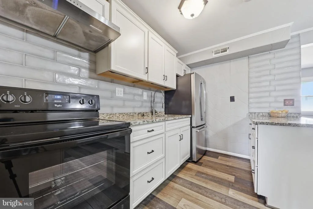 Photo of 417 ELMWOOD ROAD