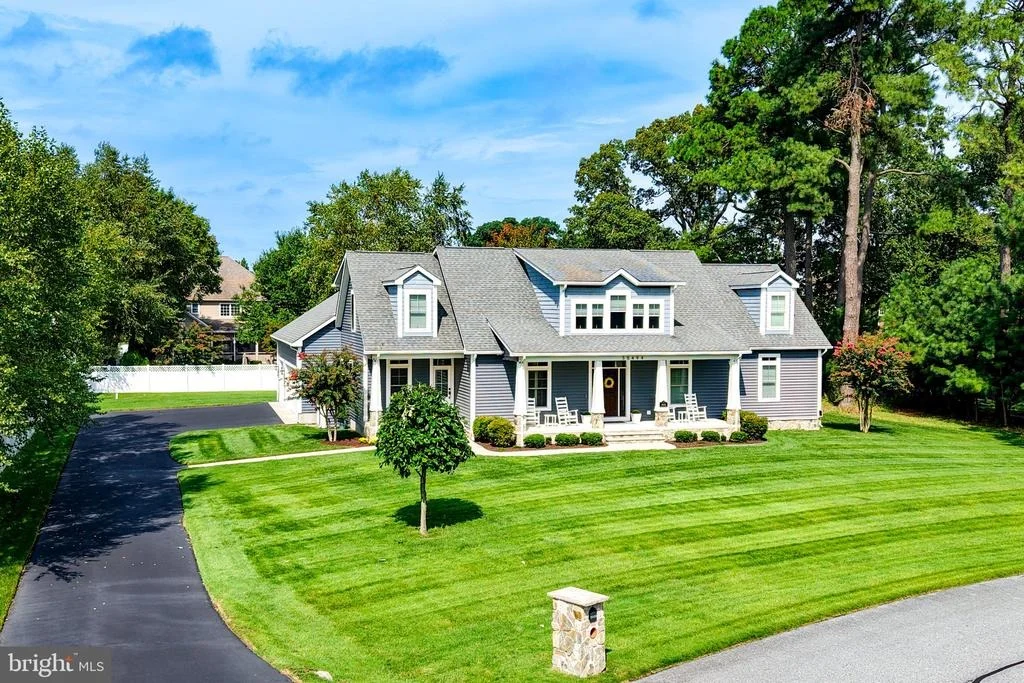 Photo of 35494 RED TAIL ROAD