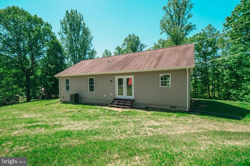 Photo of 9236 CLYDE LANE