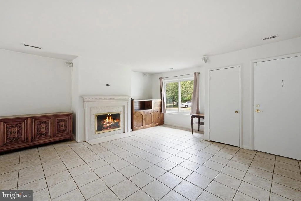 Photo of 14919 HYDRUS ROAD