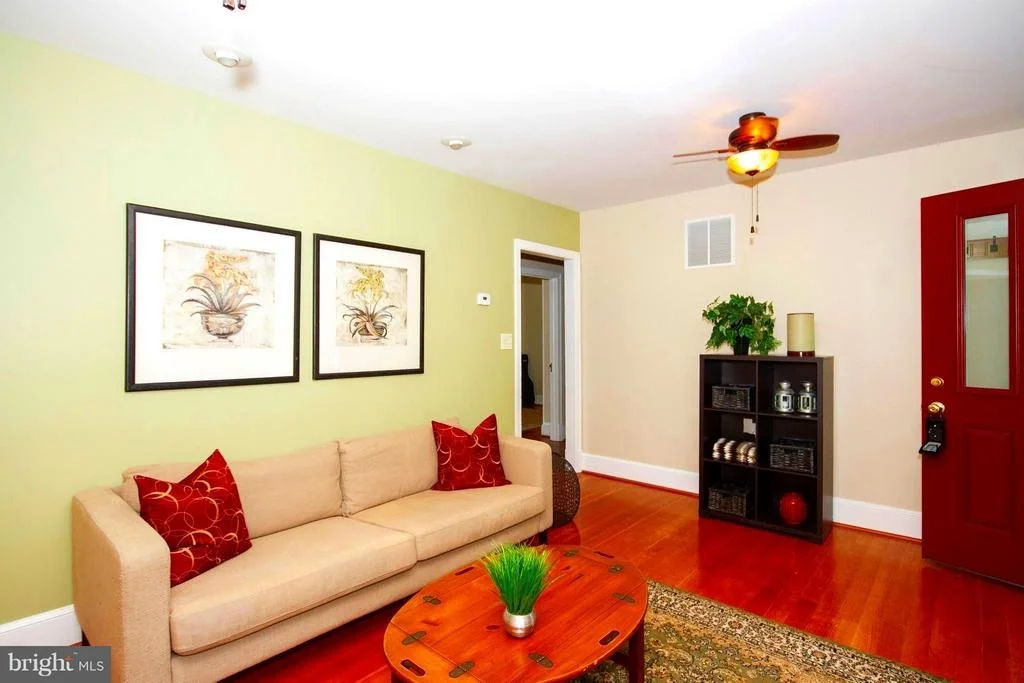 Photo of 987 PATUXENT ROAD
