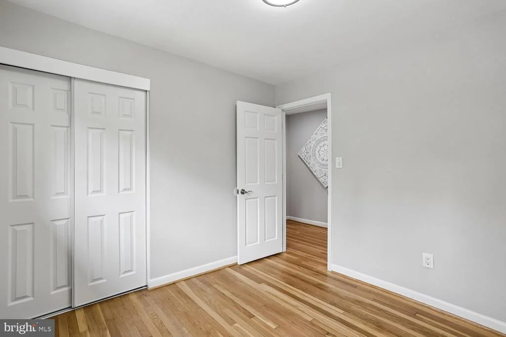 Photo of 811 KENBROOK DRIVE