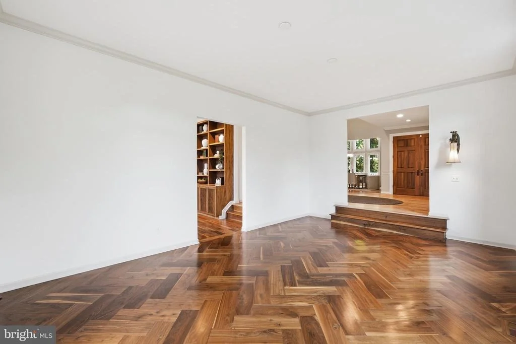 Photo of 6505 RIVER ROAD