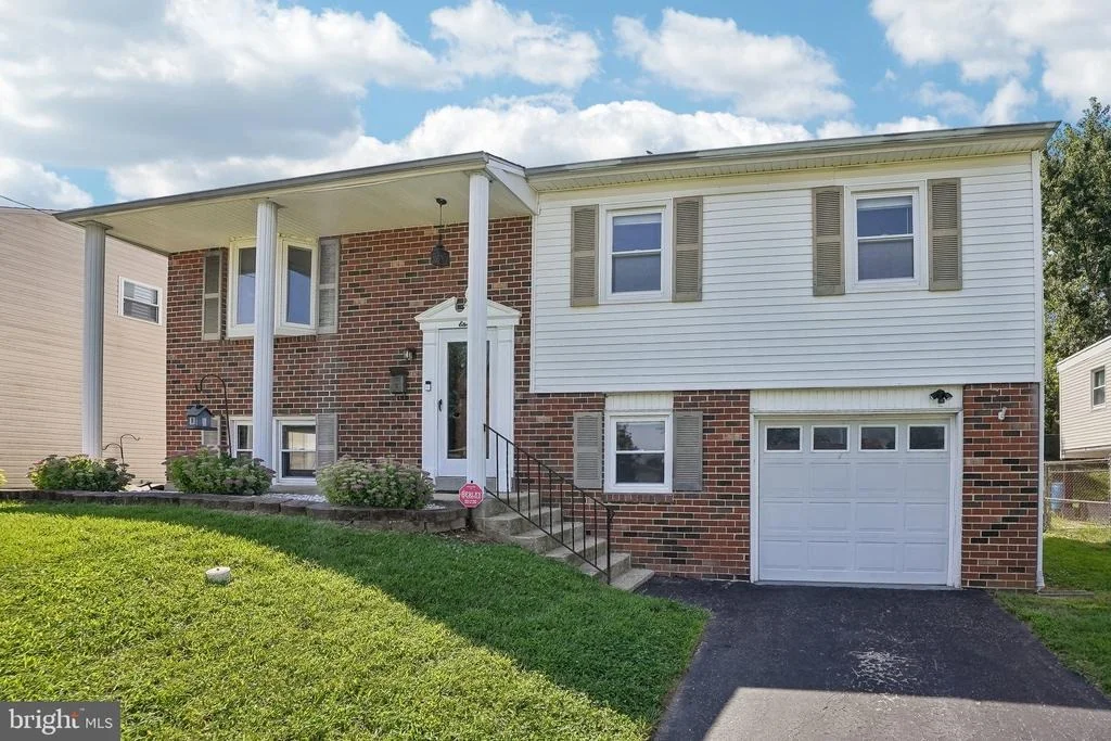 Photo of 11 CHIMING ROAD