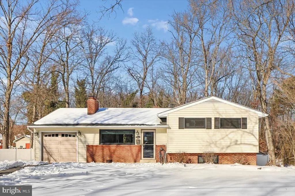 Photo of 6816 MAYO COURT
