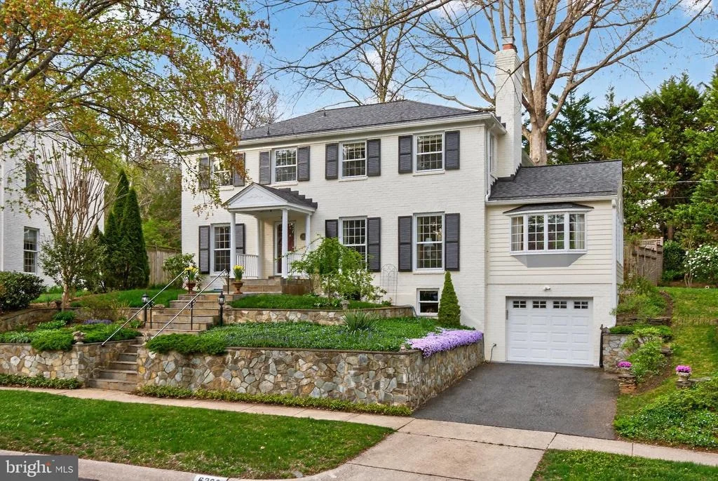Photo of 6309 KENHOWE DRIVE