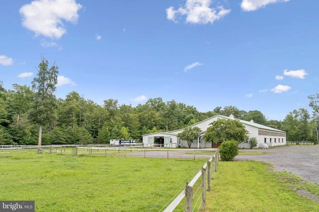 Photo of 15104 GARDNER ROAD