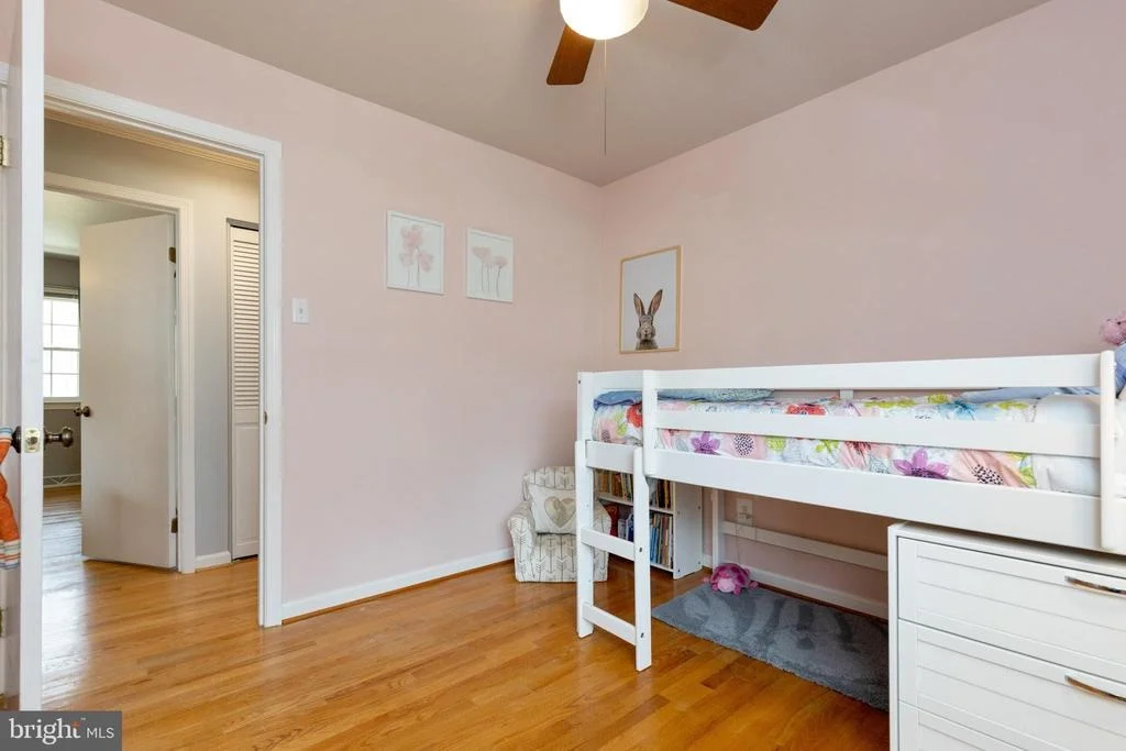 Photo of 3917 KING ARTHUR ROAD