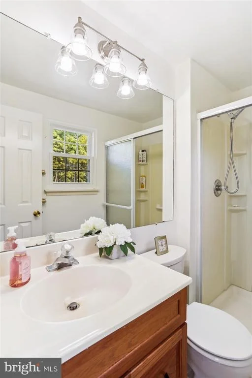 Photo of 927 POINTER RIDGE DRIVE