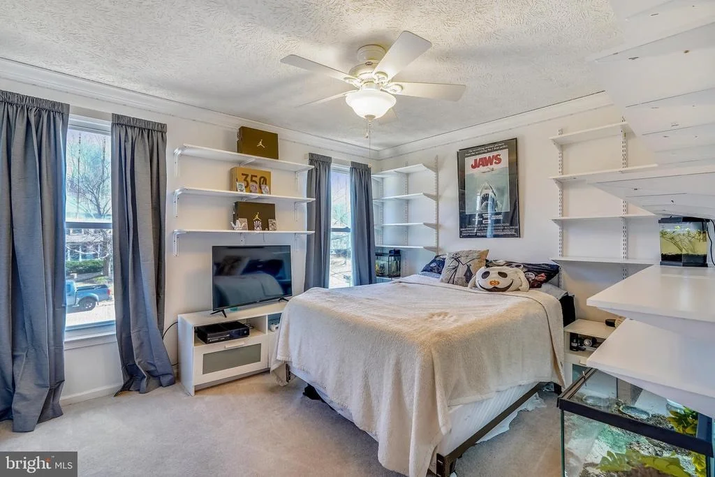 Photo of 8024 NIGHTWIND COURT