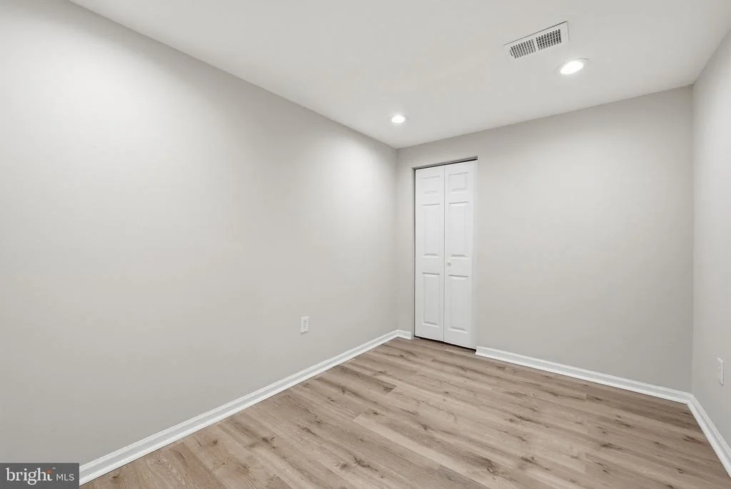 Photo of 4915 SHARON ROAD