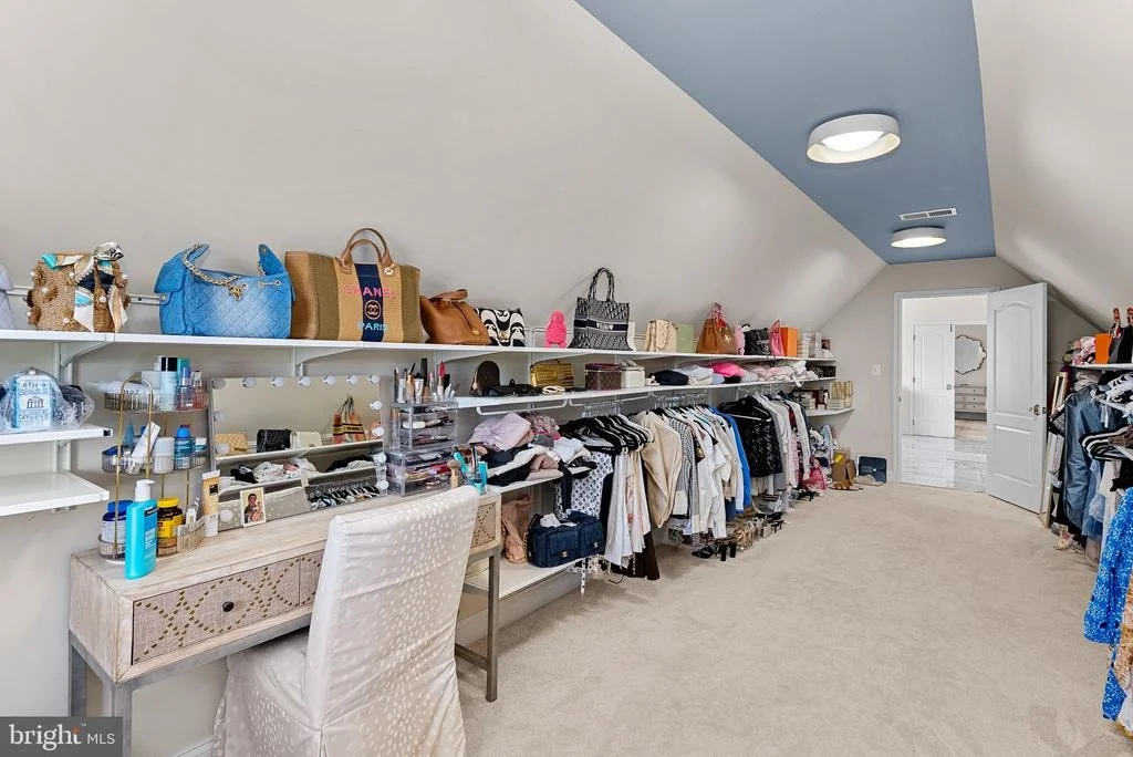 Photo of 15064 BARLOW DRIVE