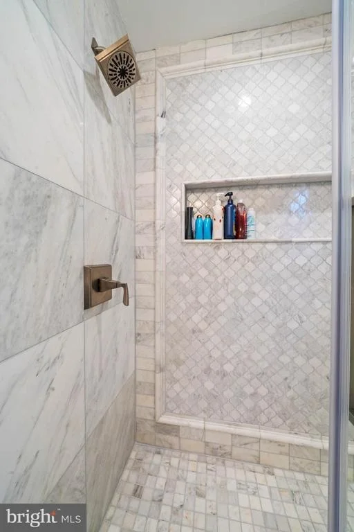 Photo of 15304 WATERGATE ROAD