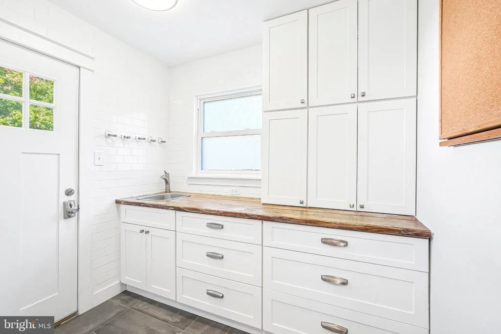 Photo of 2 BEECHCROFT DRIVE