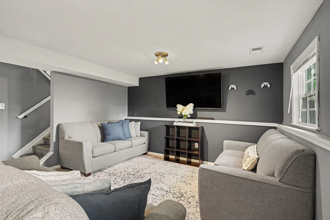 Photo of 436 WINTERBERRY DRIVE