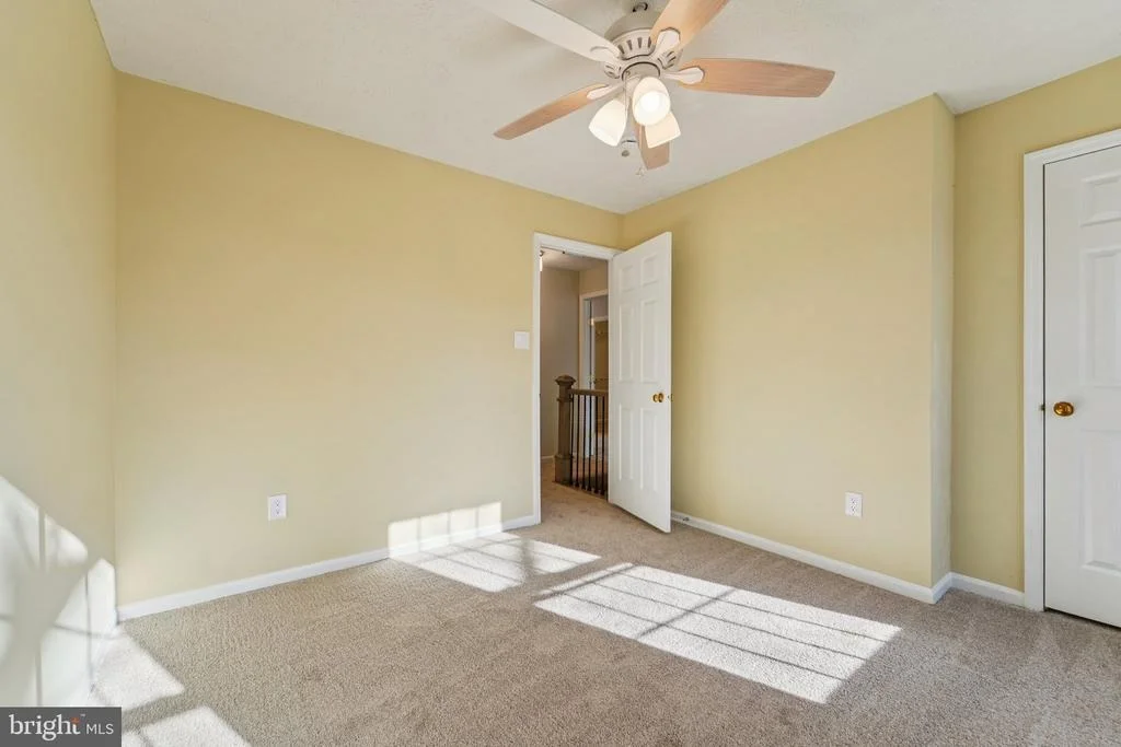 Photo of 216 BOOKHAM LANE