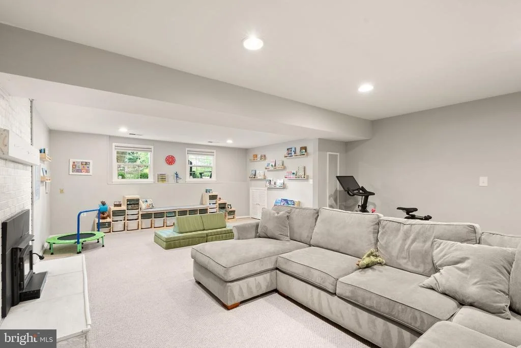 Photo of 8446 PORTER LANE