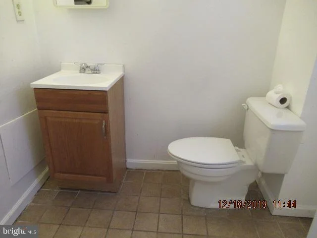 Photo of 1801 GLENPARK DRIVE