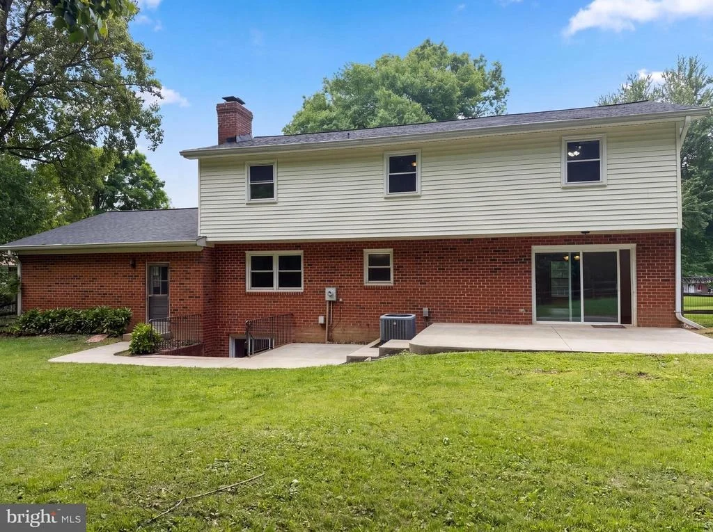 Photo of 3211 FOX MILL ROAD