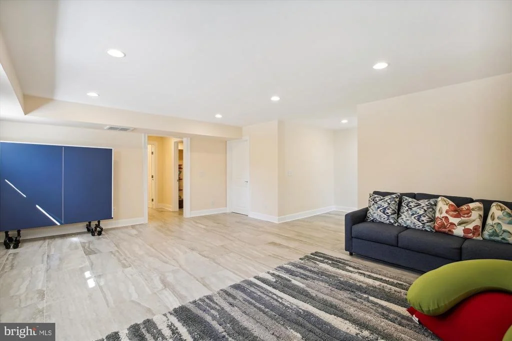 Photo of 6631 TUCKER AVENUE