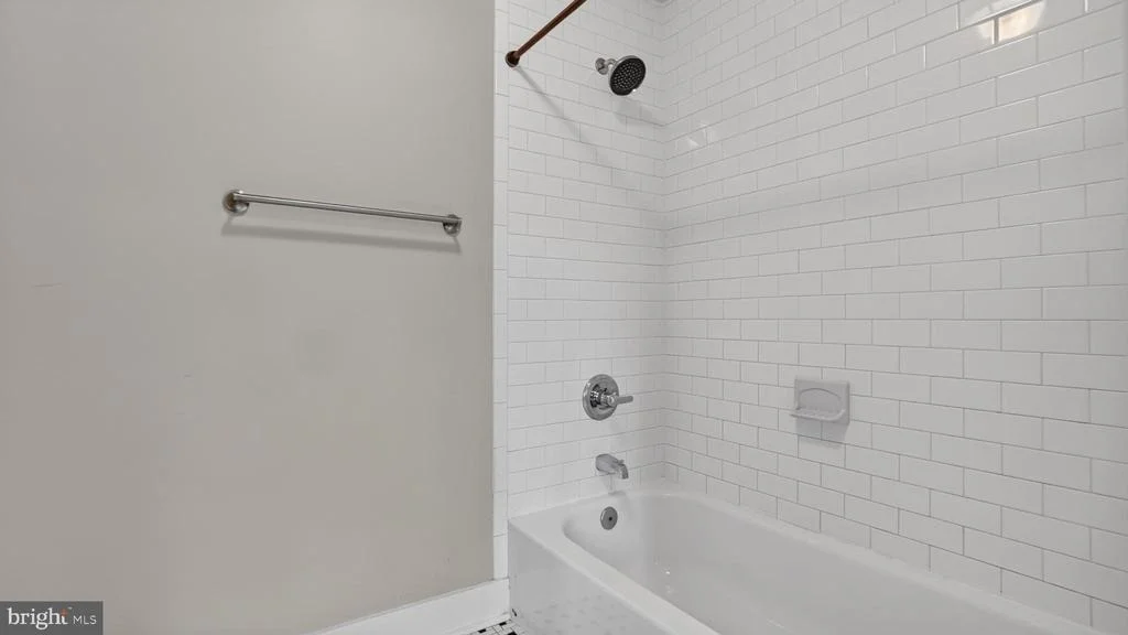 Photo of 7732 W SHORE ROAD W