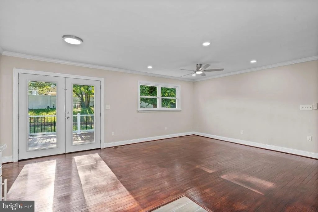 Photo of 3024 TARPON ROAD