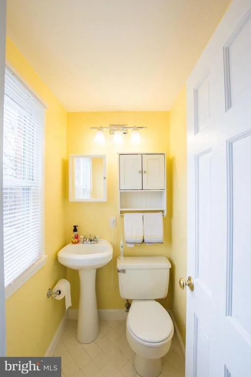 Photo of 1019 GROVEHILL ROAD