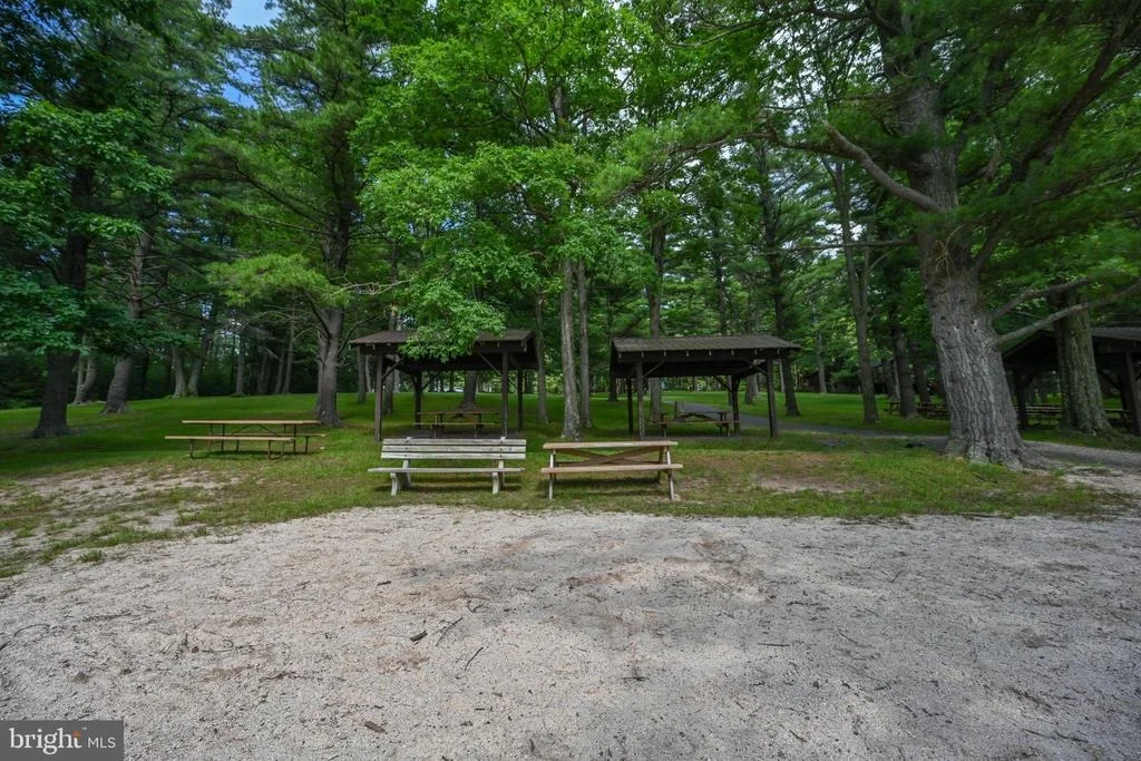 Photo of 106 LODGE CIRCLE