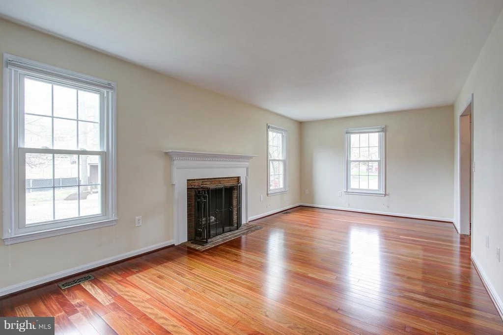 Photo of Unit 31 at 1030 WINDRUSH LANE