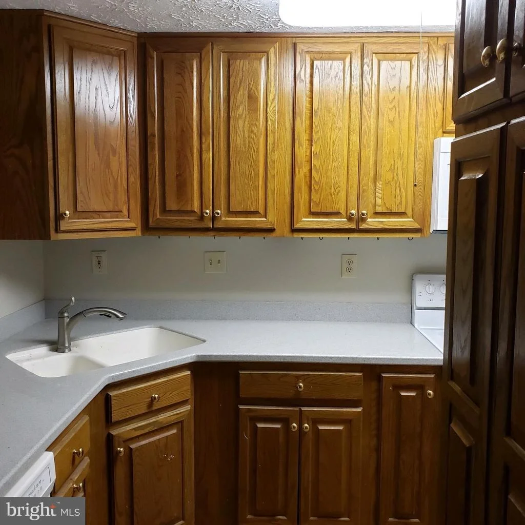 Photo of 8299 WOLD DEN COURT