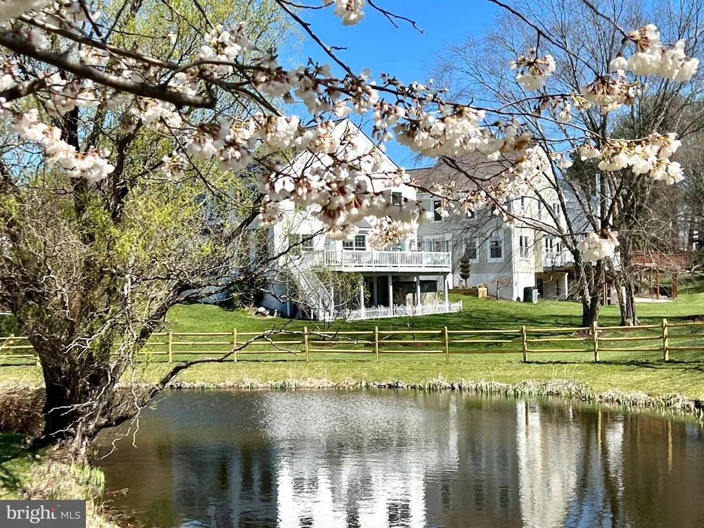 Photo of 2314 PONDSIDE TERRACE