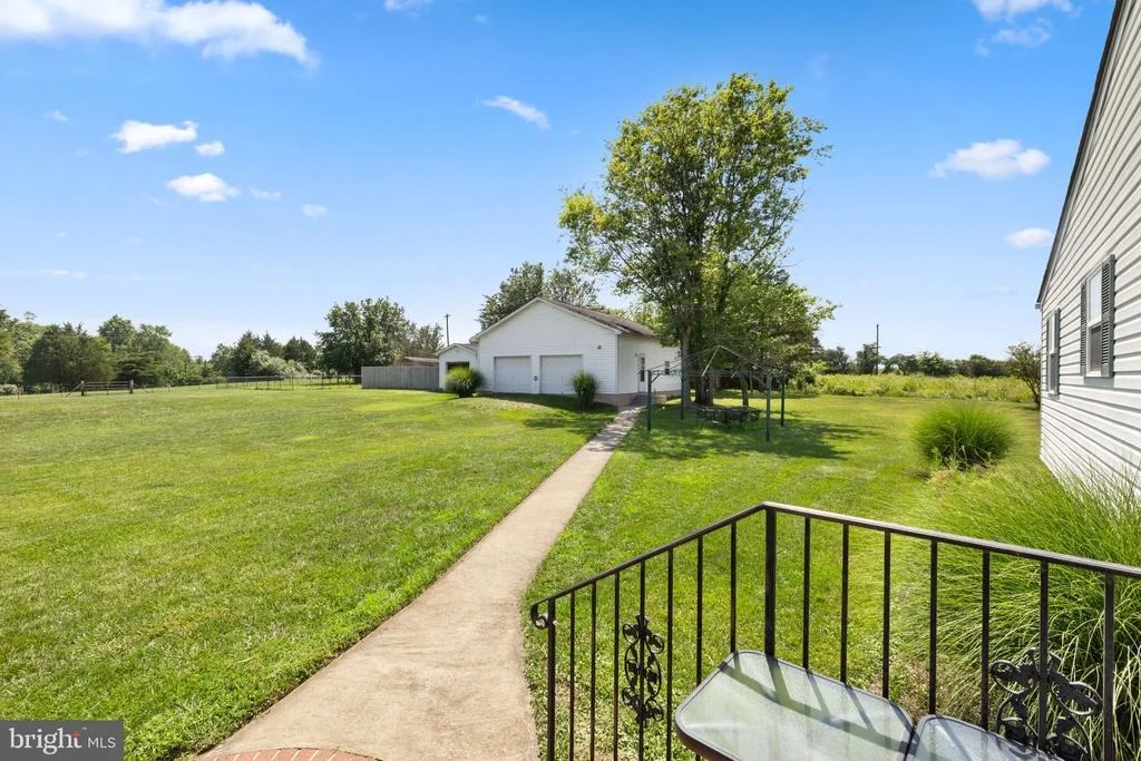 Photo of 14917 COMPTON ROAD