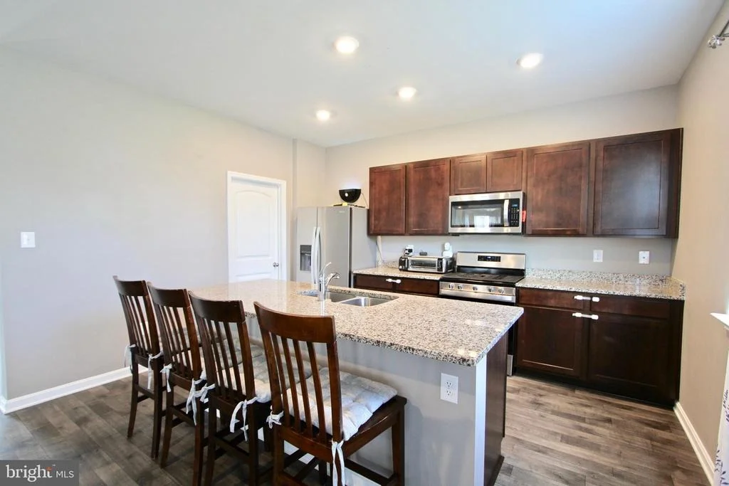 Photo of 746 SEABREEZE RD