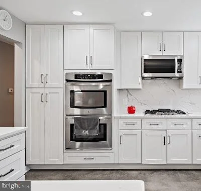 Photo of 616 KENBROOK DRIVE