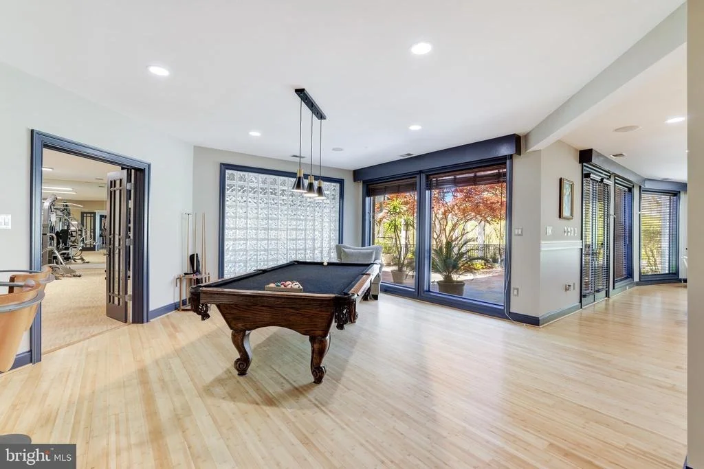 Photo of 658 LIVE OAK DRIVE