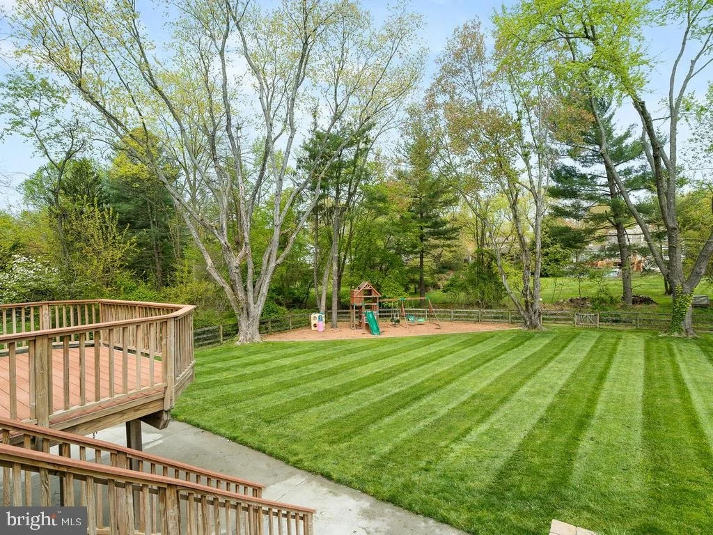 Photo of 3713 QUEEN MARY DRIVE