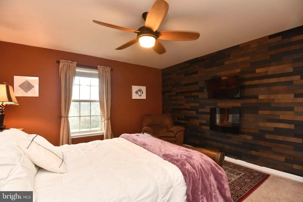 Photo of 881 SHADOWS DRIVE