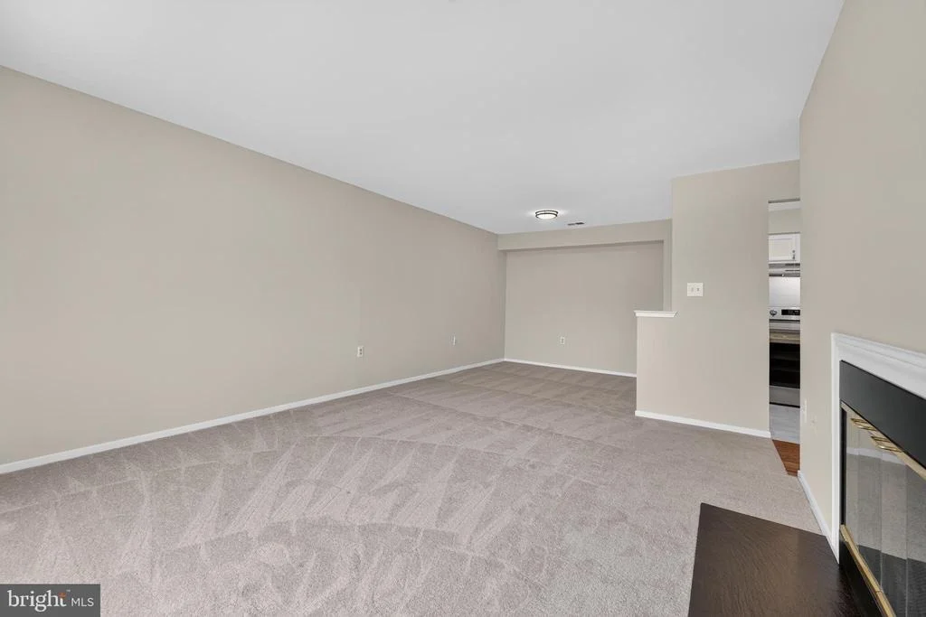 Photo of Unit B at 7710 LEXTON PLACE