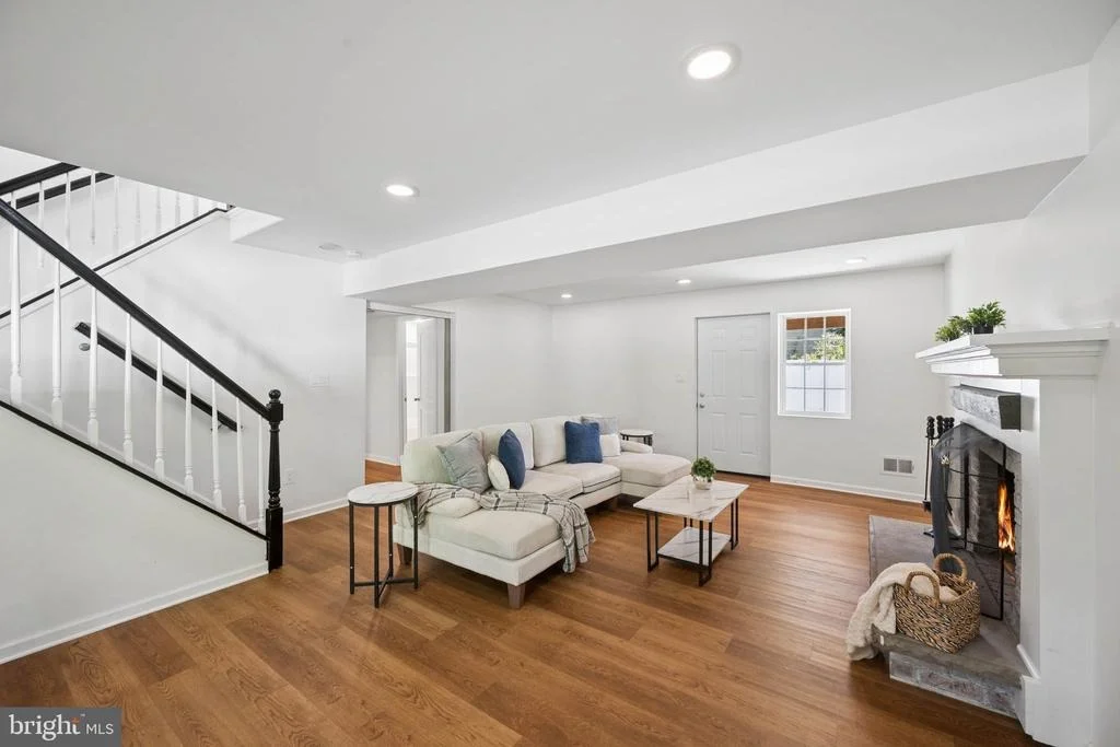 Photo of 1365 MOYER ROAD